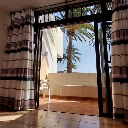 Apartment Simple Frontera Primavera Pool In South Tenerife